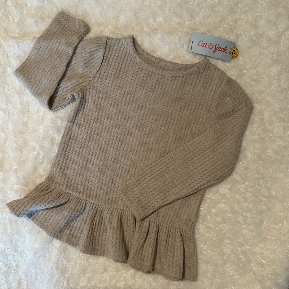 NWT Cat & Jack Long Sleeve Peplum Tee, Size 5T in Oatmeal